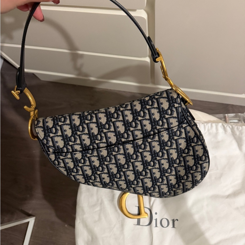 Dior Saddle Bag - Picture 4 of 4